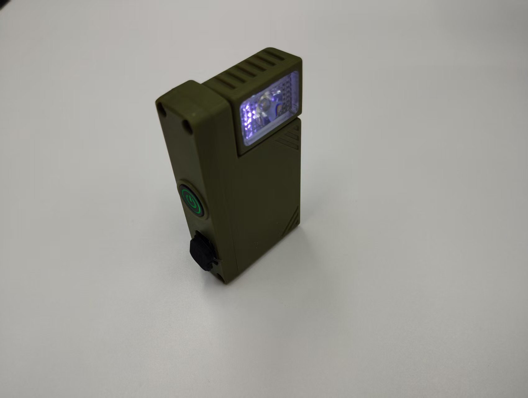 可充电手电筒旋转调节多功能磁性帽夹灯便携式迷你手电筒详情24