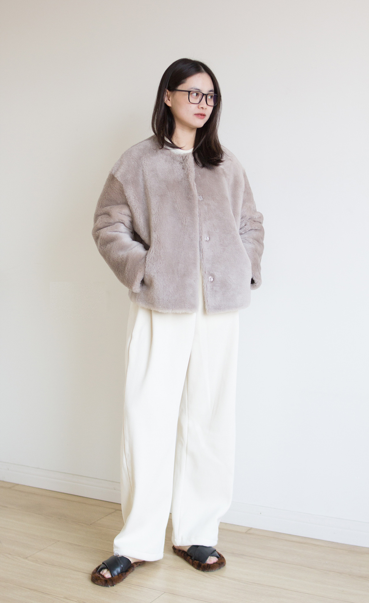 2024海宁新款皮草真毛外套 美利奴羊皮毛一体女式圆领宽松外套详情19