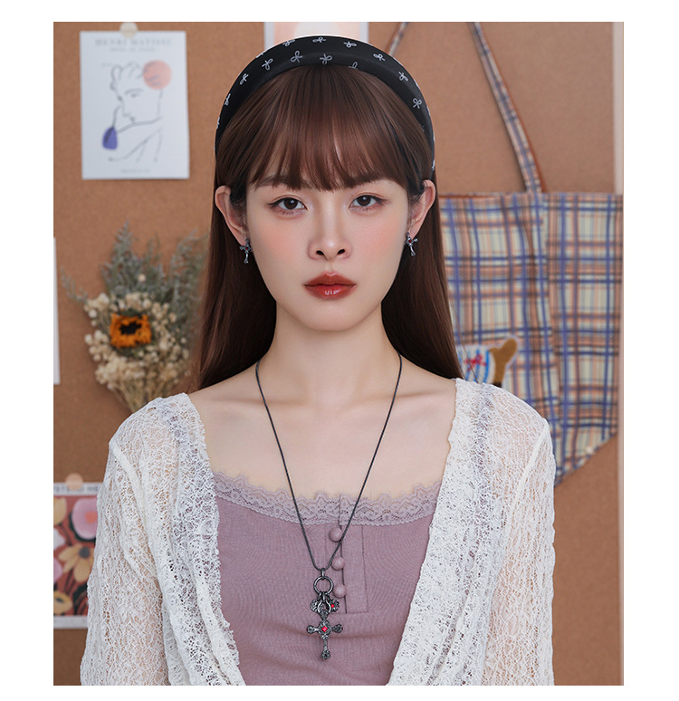 暗夜圣十字架系列耳环女甜酷风原创不对称设计感小众精致耳饰批发详情10