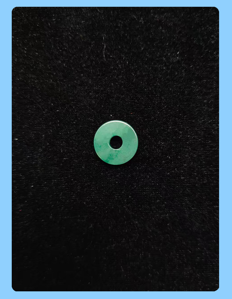 Wholesale of natural African green flat pendant pendants, handcrafted diy jewelry accessories, bracelets, and sweater chains pic 9