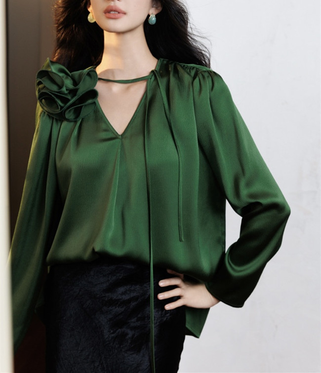 上新珍珠缎真丝光泽感泡泡肌理缎可拆卸手工立体玫瑰花宽松衬衫女详情10