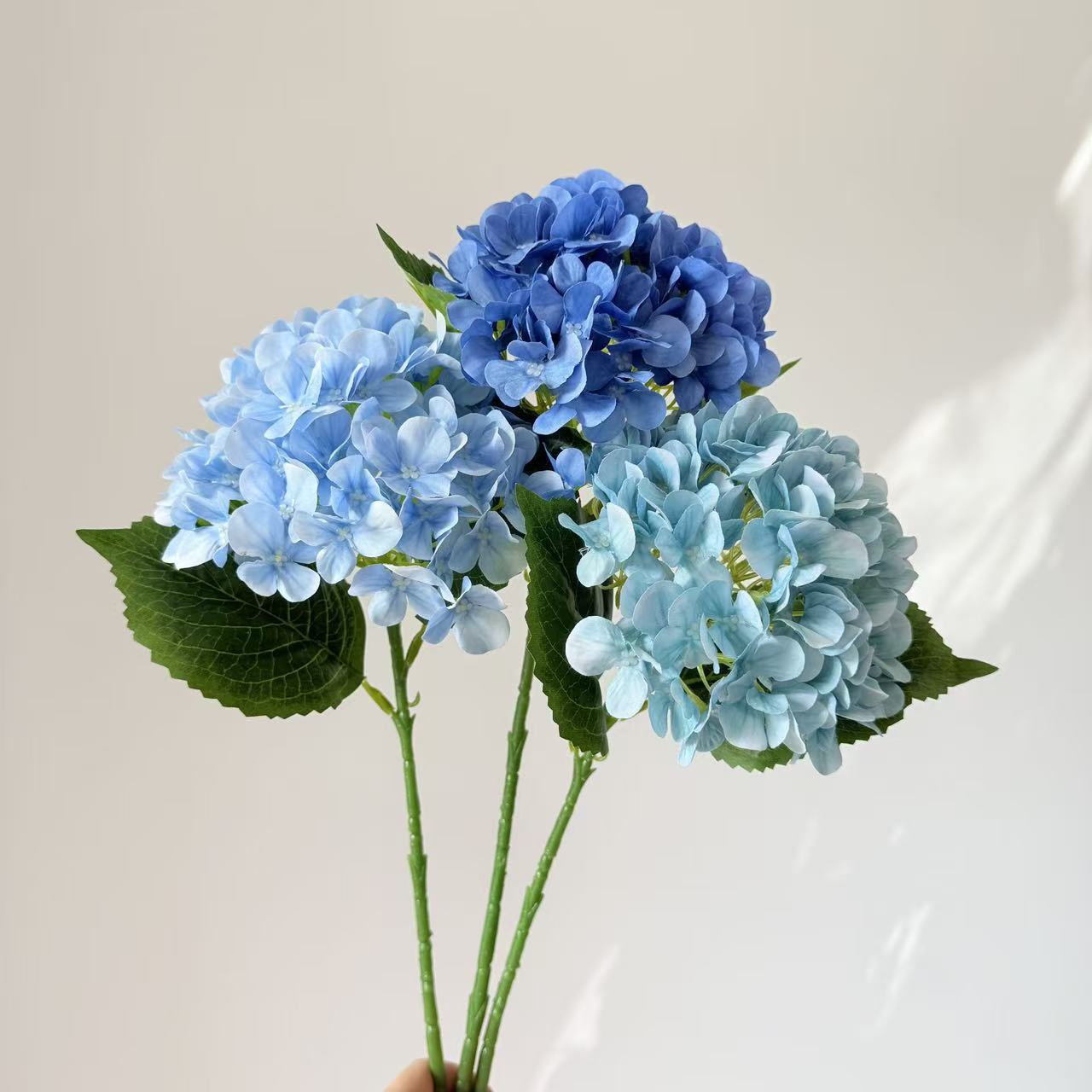 高端仿真绣球花婚庆婚礼布置家居客厅摆件插花装饰假花绣球仿真花详情15