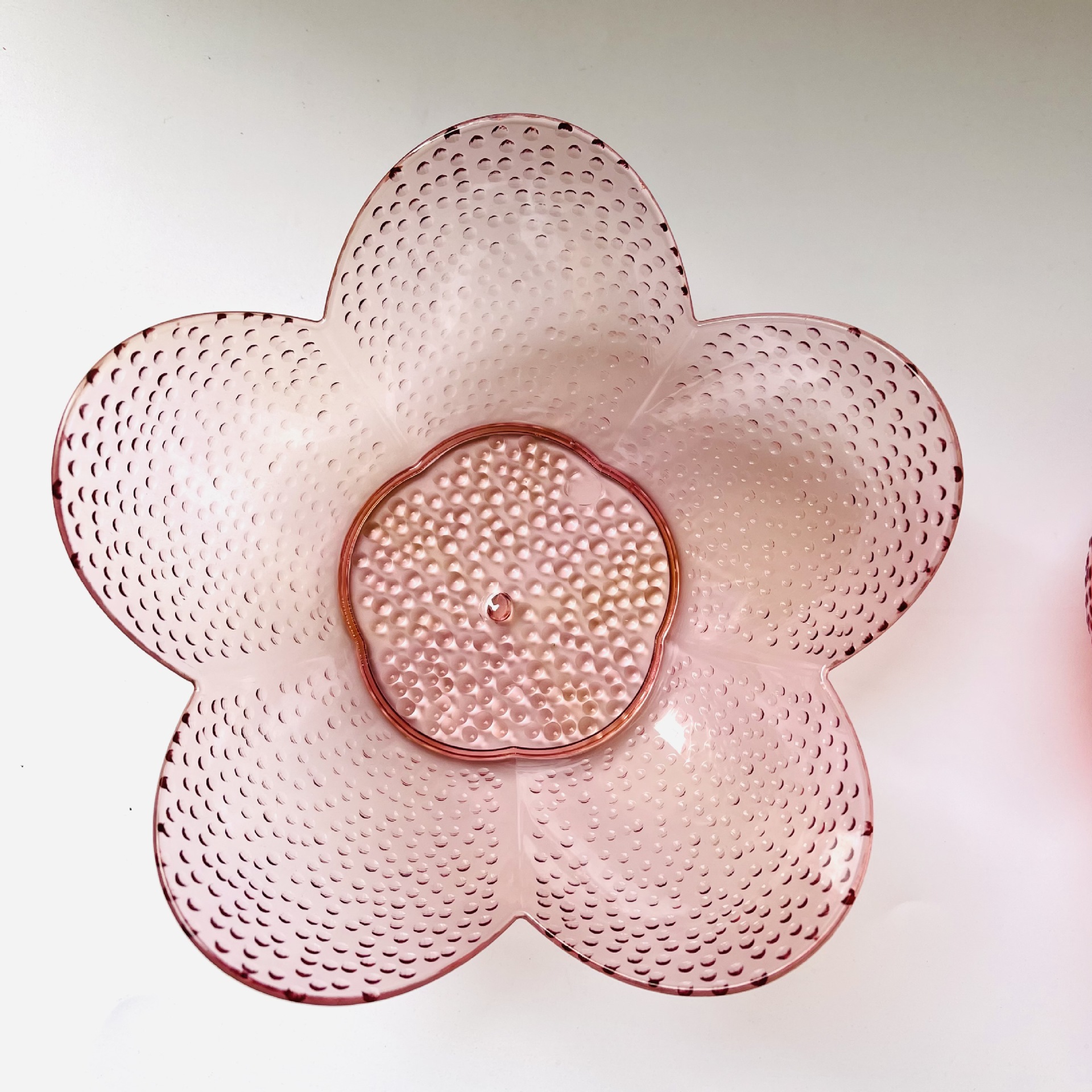 0924 Colorful transparent fruit plate, petal fruit basket, snack plate, plastic candy plate, fruit basket, 1 yuan, 2 yuan, source gift pic 7