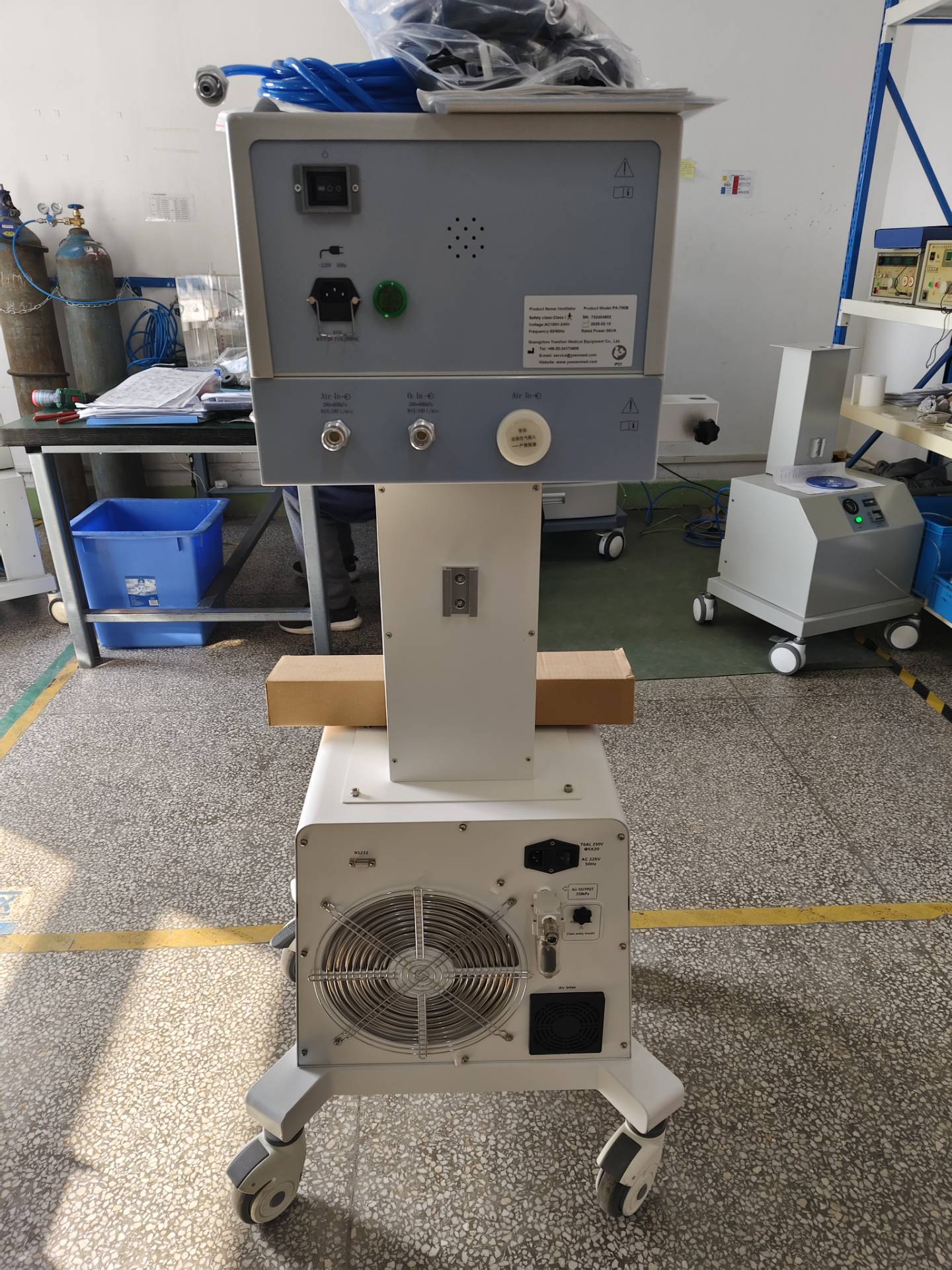 Cross-border exclusive supply PA-700B ventilator trolley with standard air compressor and display screen ventilator pic 12