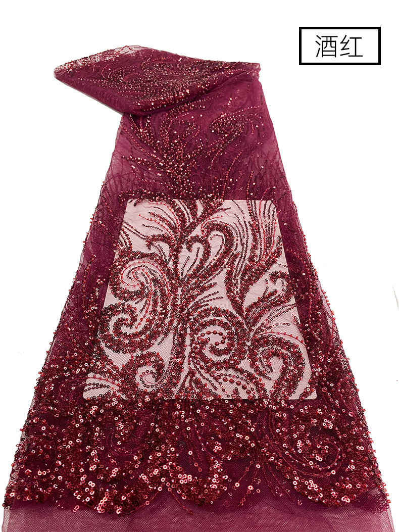 中大专供珠管珠子亮片网布蕾丝绣花婚纱礼服面料立体花朵亮片面料详情8