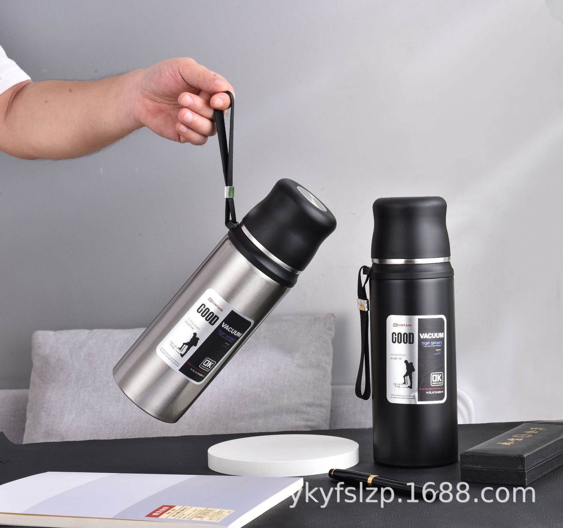 新款大容量304不锈钢真空保温杯 茶水分离户外双饮盖便携式保温杯 时尚耐用保温效果好详情4