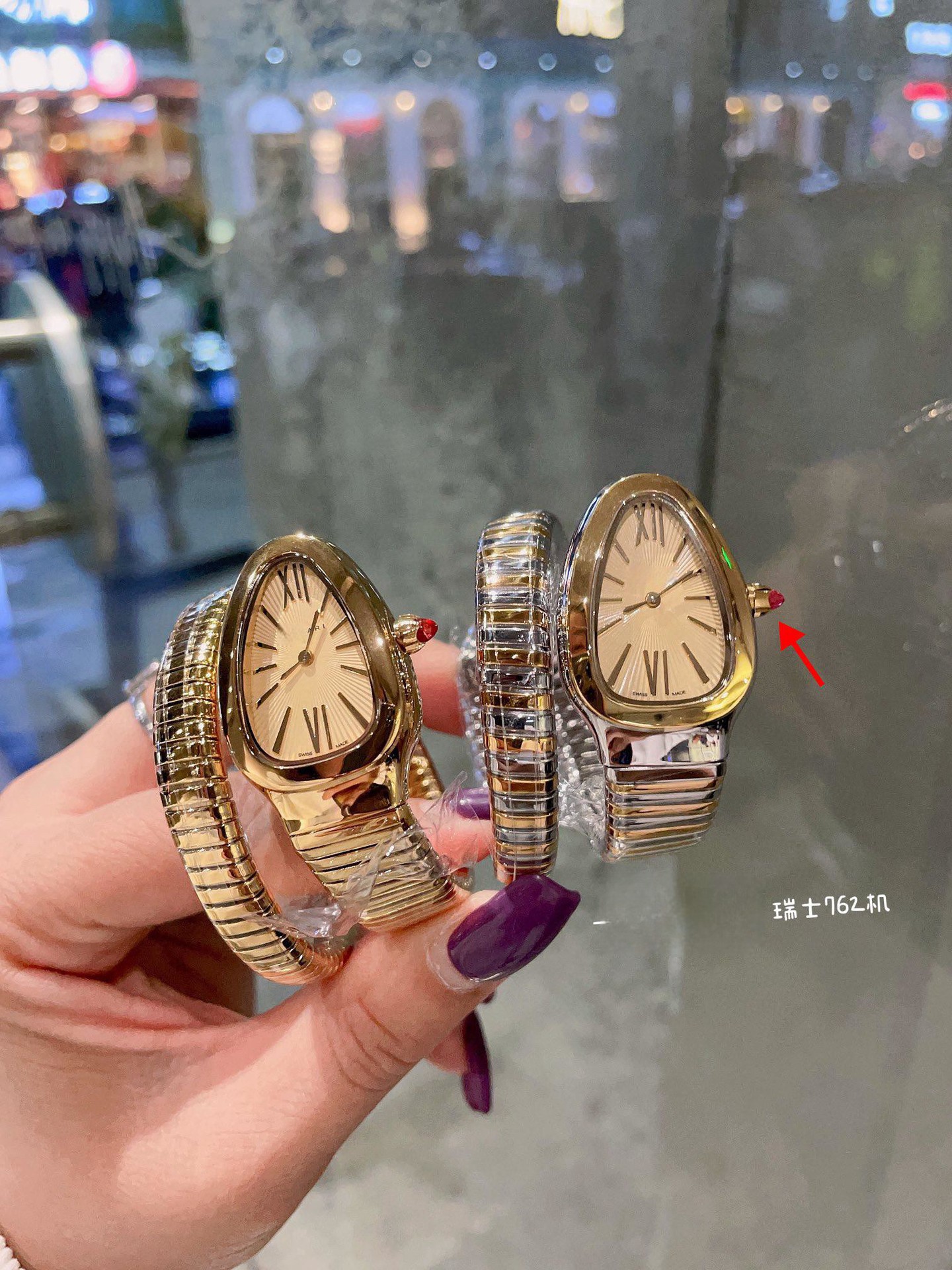 BV鎏光蛇影腕表时尚女士手表经典蛇形表头光环系列蓝气球腕表女表详情7