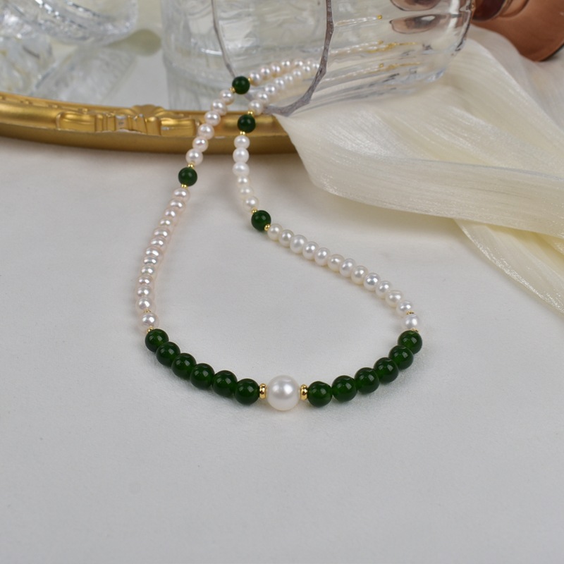 Natural freshwater pearl necklace, green agate round beads, elegant and high-end neckchain, autumn and winter outfit, pearl sweater chain pic 8