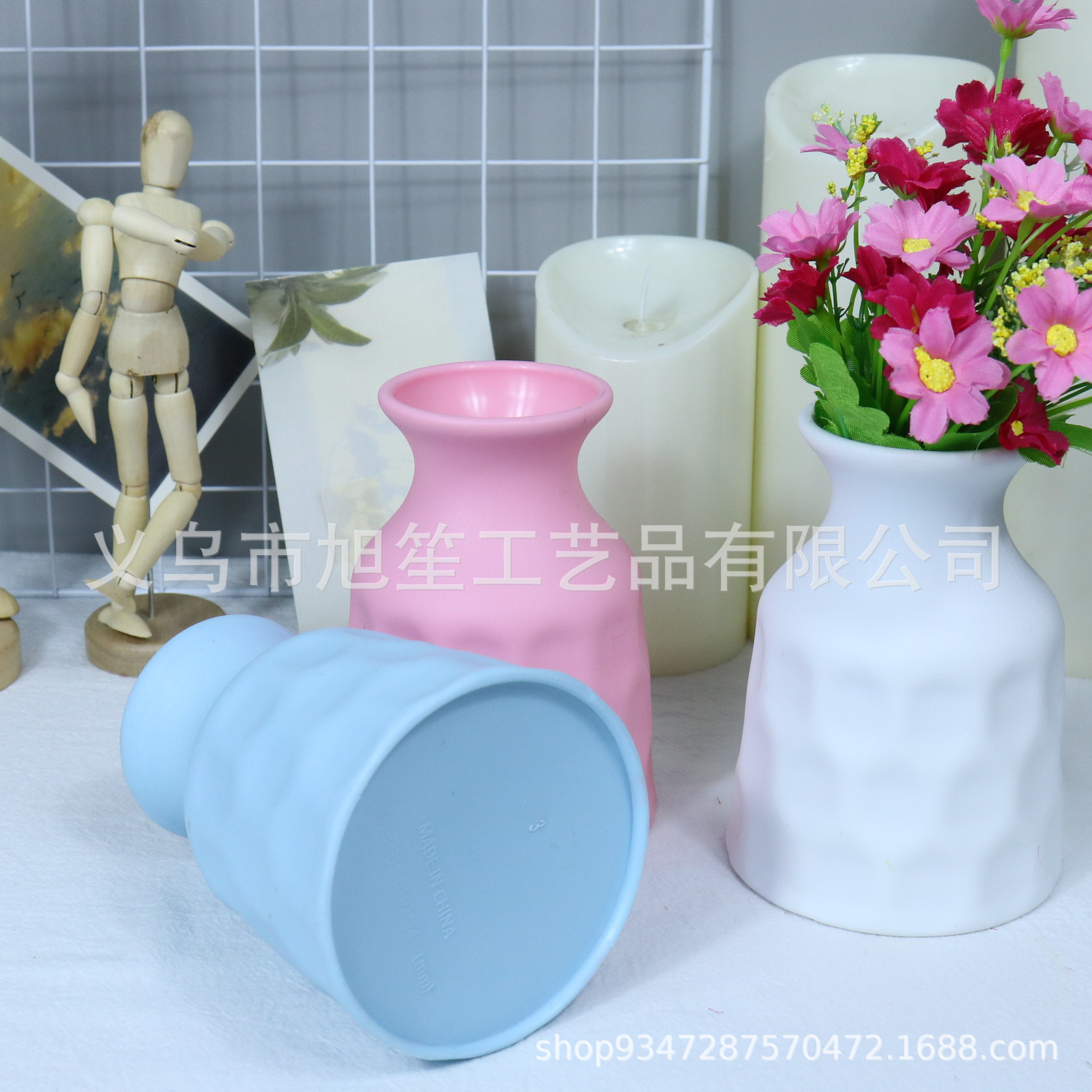 Vases, twist rods, handcrafted wool flower POTS, pet gardening decorations, office desks, night market ornaments, plastic vases pic 2