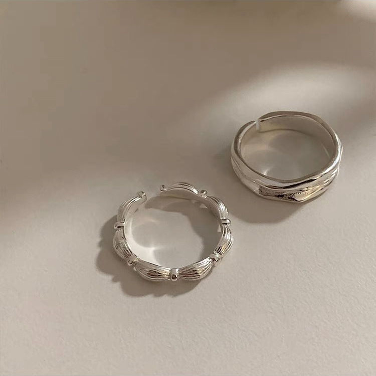The ins niche design texture S925 sterling silver ring is a simple, luxurious and high-end index finger ring for women. It can be adjusted pic 8