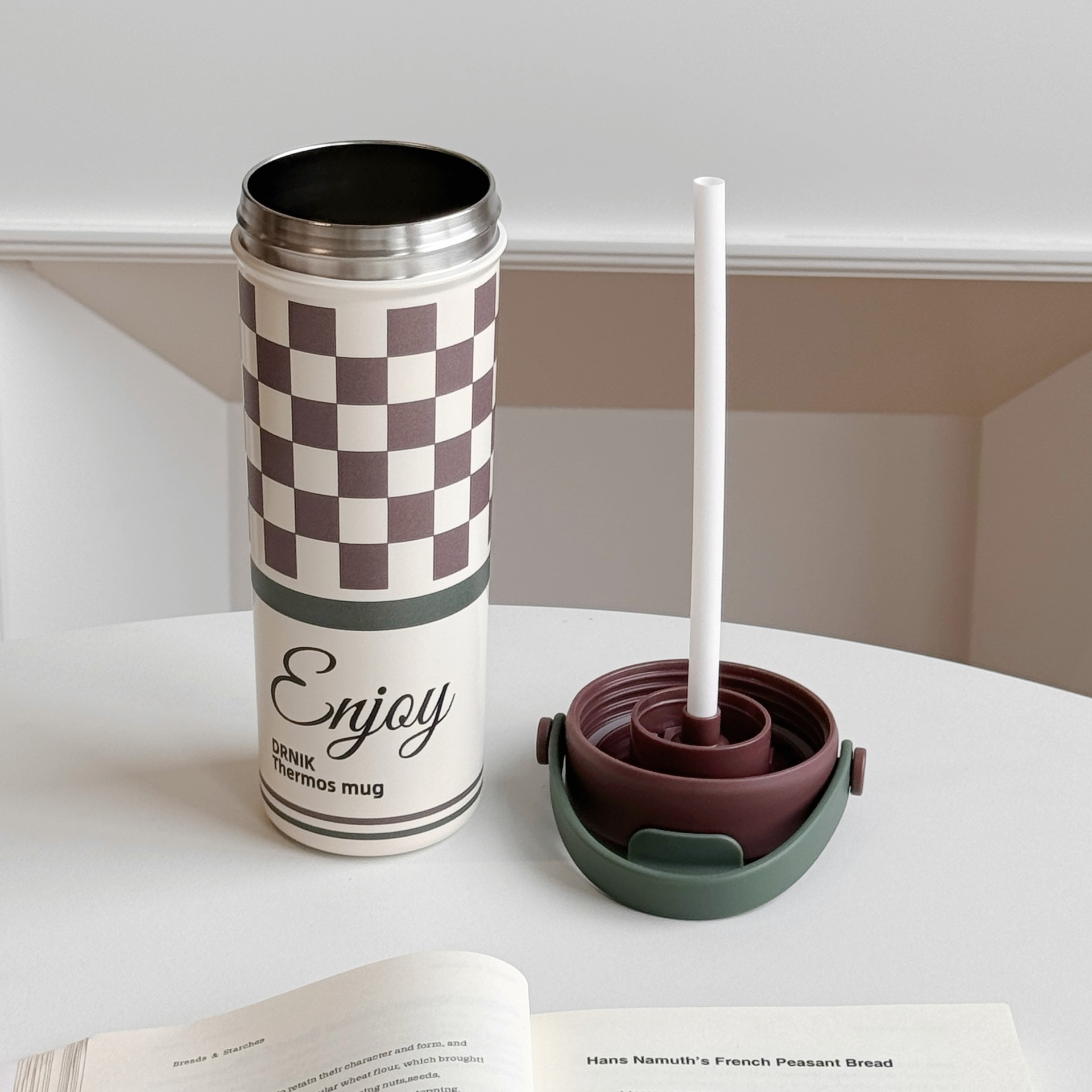 户外高颜值随手双饮咖啡杯美式便携车载水杯手提运动线条图咖啡杯详情11