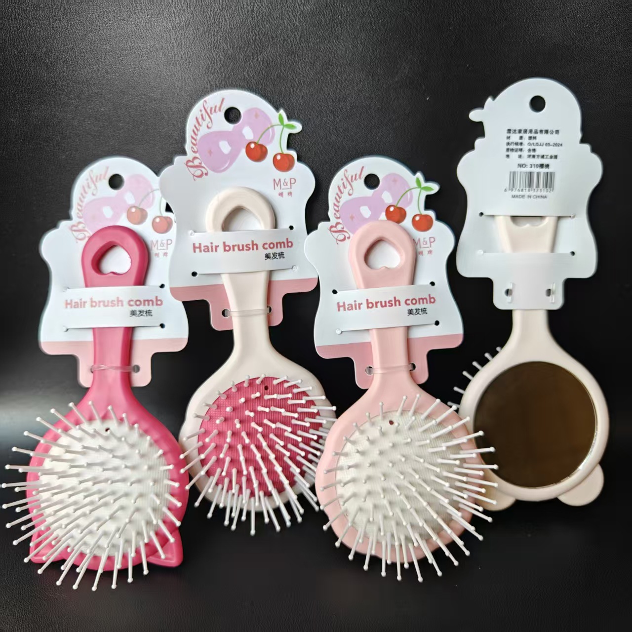 【2-14区】310樱桃气垫梳 4/包 480/箱	310樱桃气垫梳彩色可爱镜梳学生成人梳子家用气垫梳可挂2元批发详情5