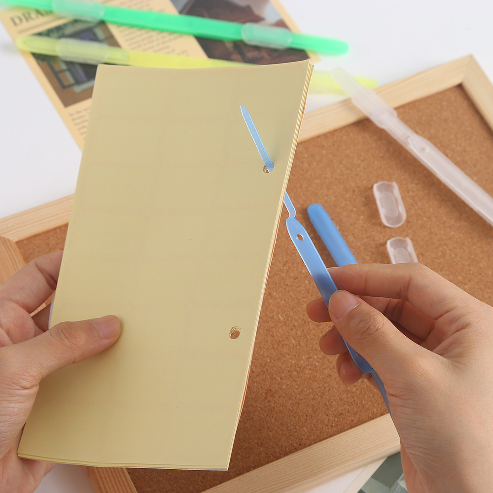 Factory double-hole file folders, student office test paper materials binding clips, punched materials binding clips wholesale pic 4