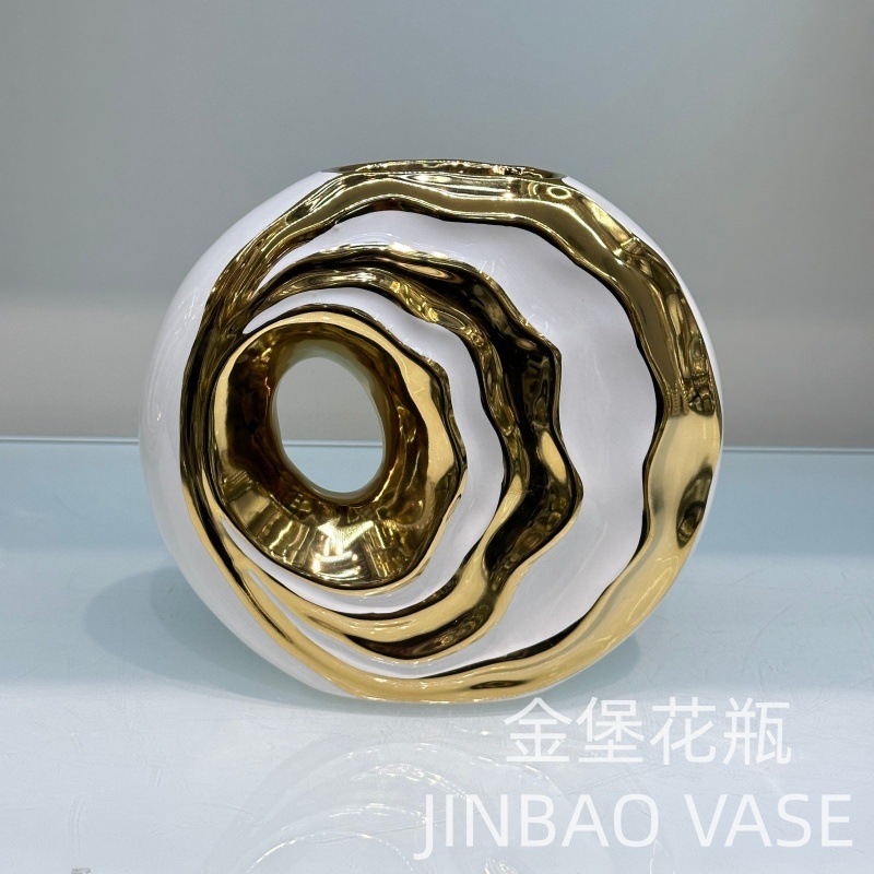 Nordic popular ceramic vase, gilded office and living room decoration item, fresh flower simulation flower arrangement, flower container, heart pic 21