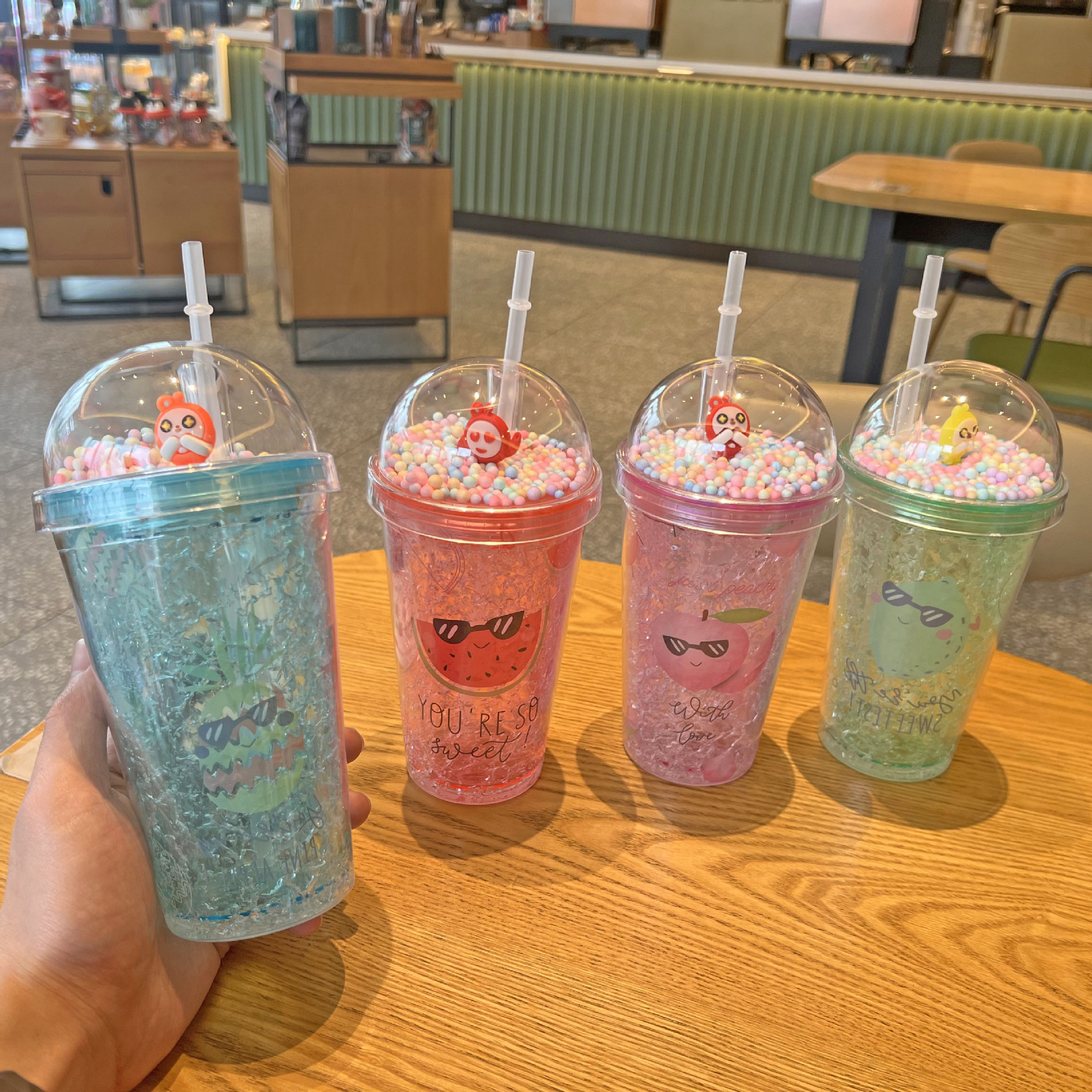 跨境新款水果塑料水杯批发双层卡通塑料吸管杯夏日碎冰杯微景观杯详情5