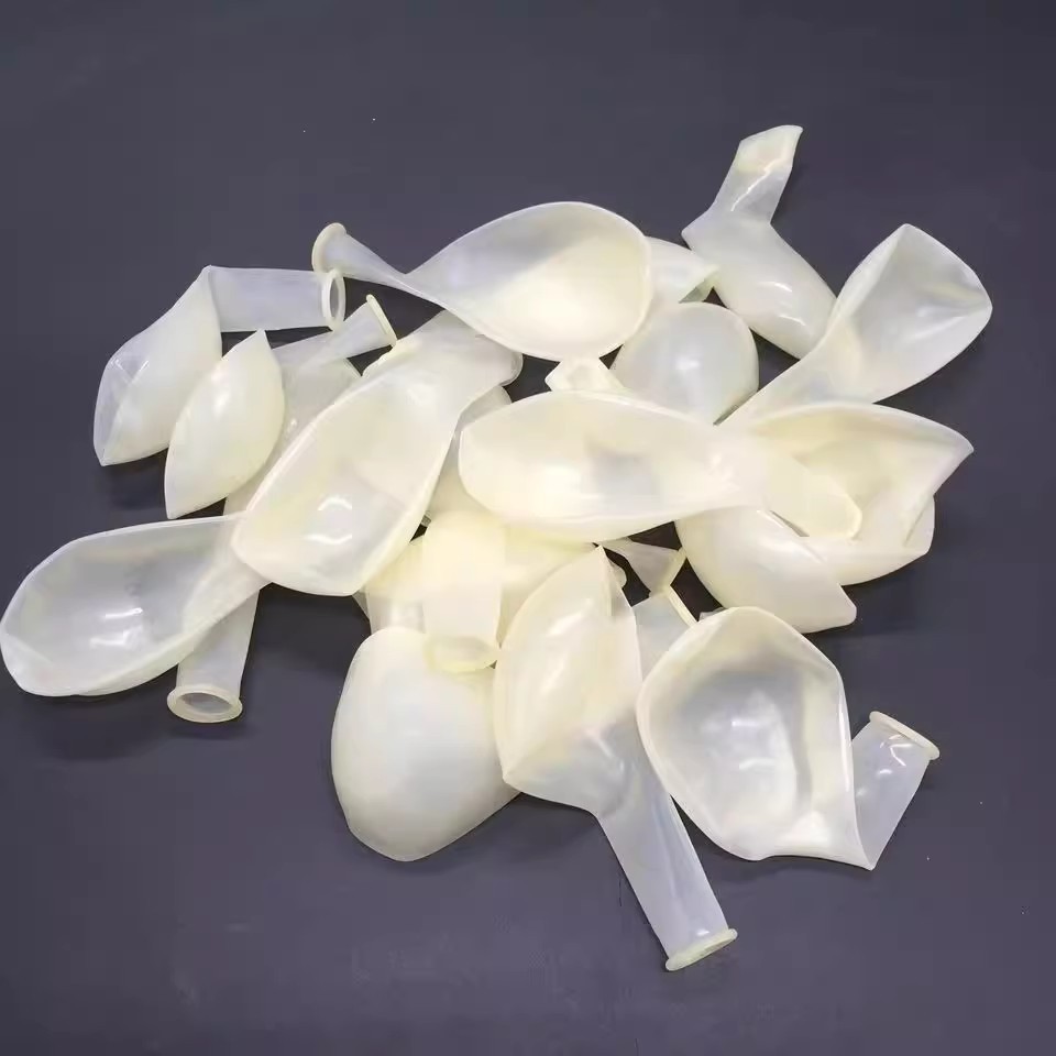 12寸白色透明乳胶气球幼儿园装饰场景布置生日派对情人节装饰气球详情5