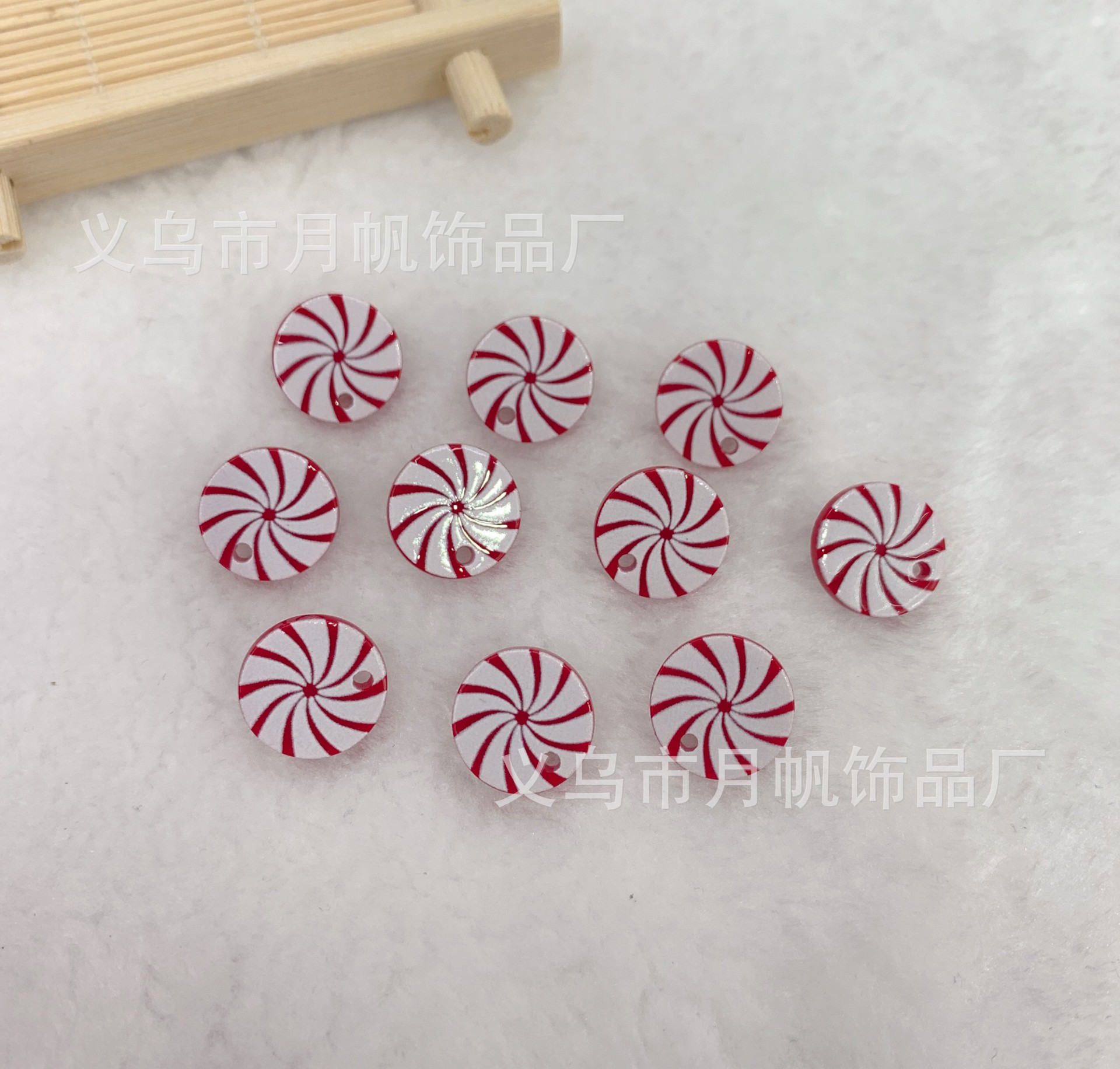 欧美跨境圣诞节红色糖果亚克力带吊坠耳钉配件圣诞派对装饰圣诞节详情5