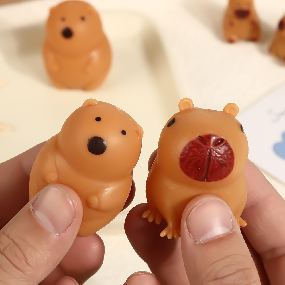 可爱迷你卡皮巴拉捏捏乐慢回弹发泄减压水豚玩具夜市摆摊解压动物详情11