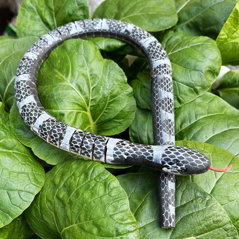 木制圆头蛇仿真眼镜蛇50-60-70cm木头蛇地摊热销整蛊玩具蛇批发详情3