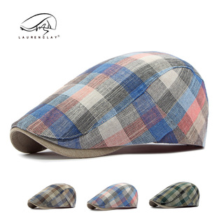 In spring and summer, men wear rivet caps, hip-hop berets, and women wear thin, upside-down, casual, and forward-looking hats. This is a trend among young people pic 9