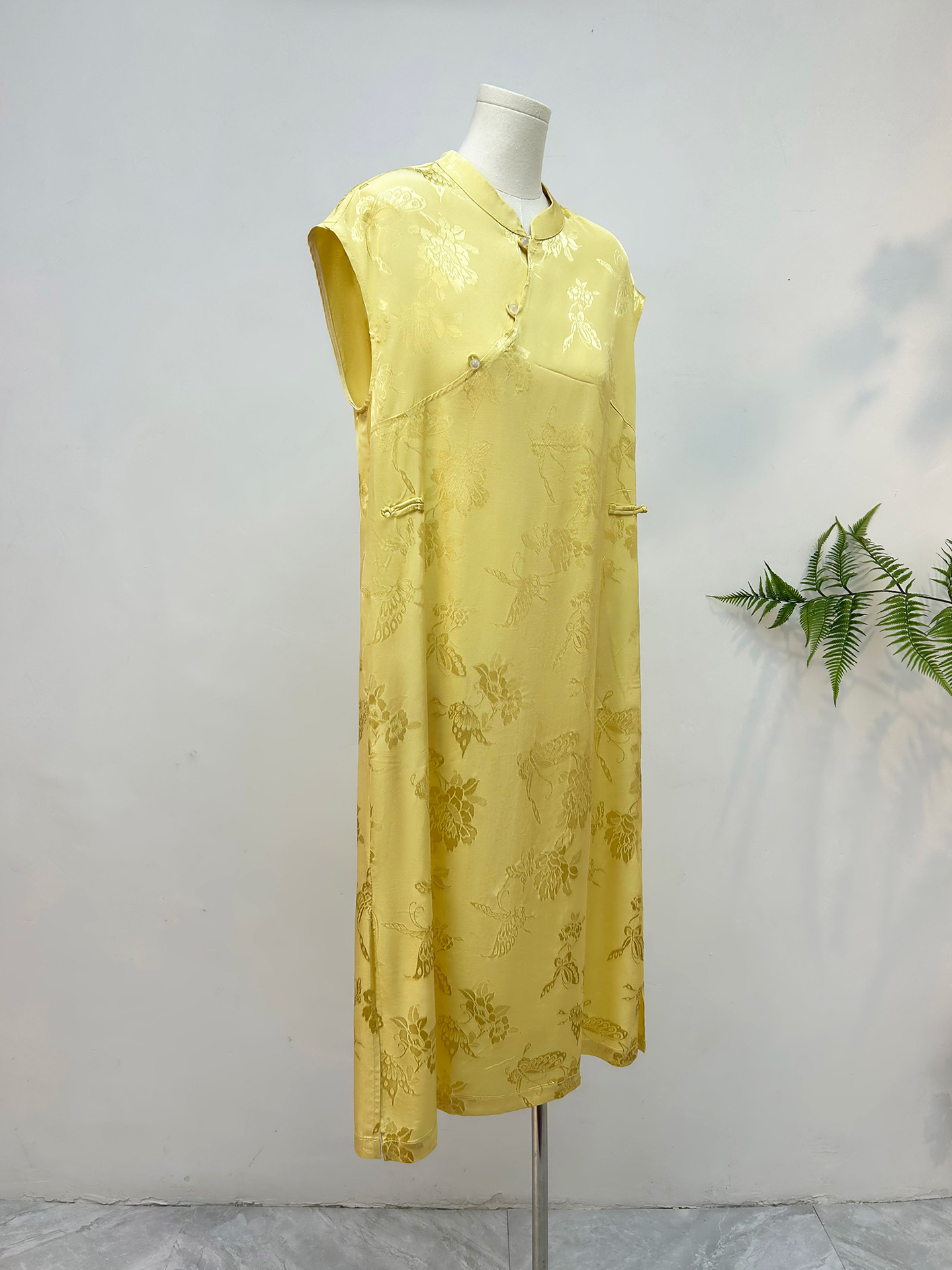 New Chinese-style improved cheongsam dress for summer 2025, a new traditional Chinese jacquard dress, elegant and noble mid-length dress for women pic 1