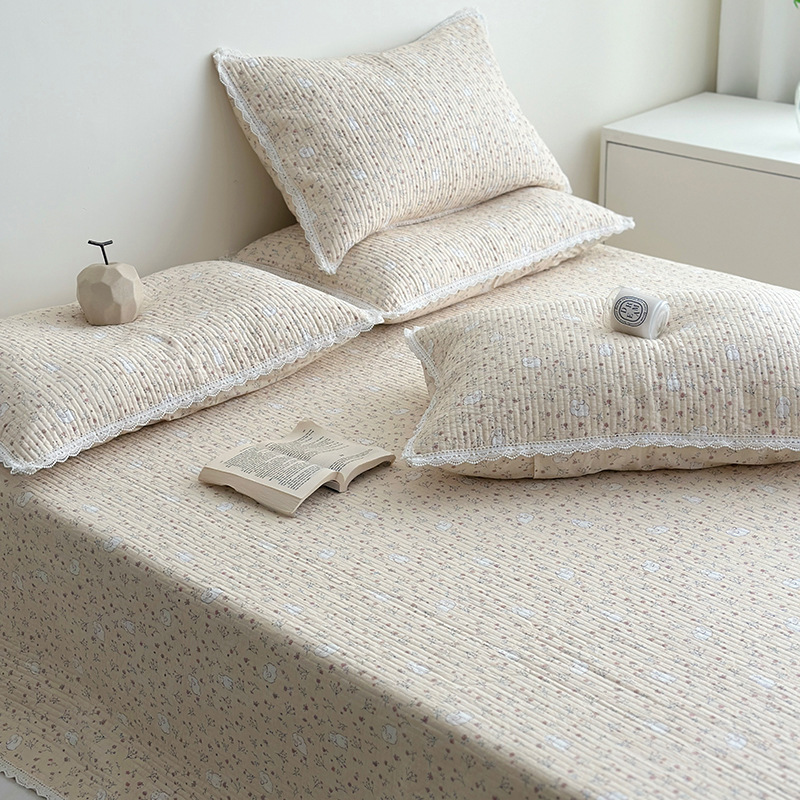 Lisa series, a three-piece set of all-cotton high-temperature sand-washed cotton bed cover, is skin-friendly, breathable and suitable for all seasons pic 7