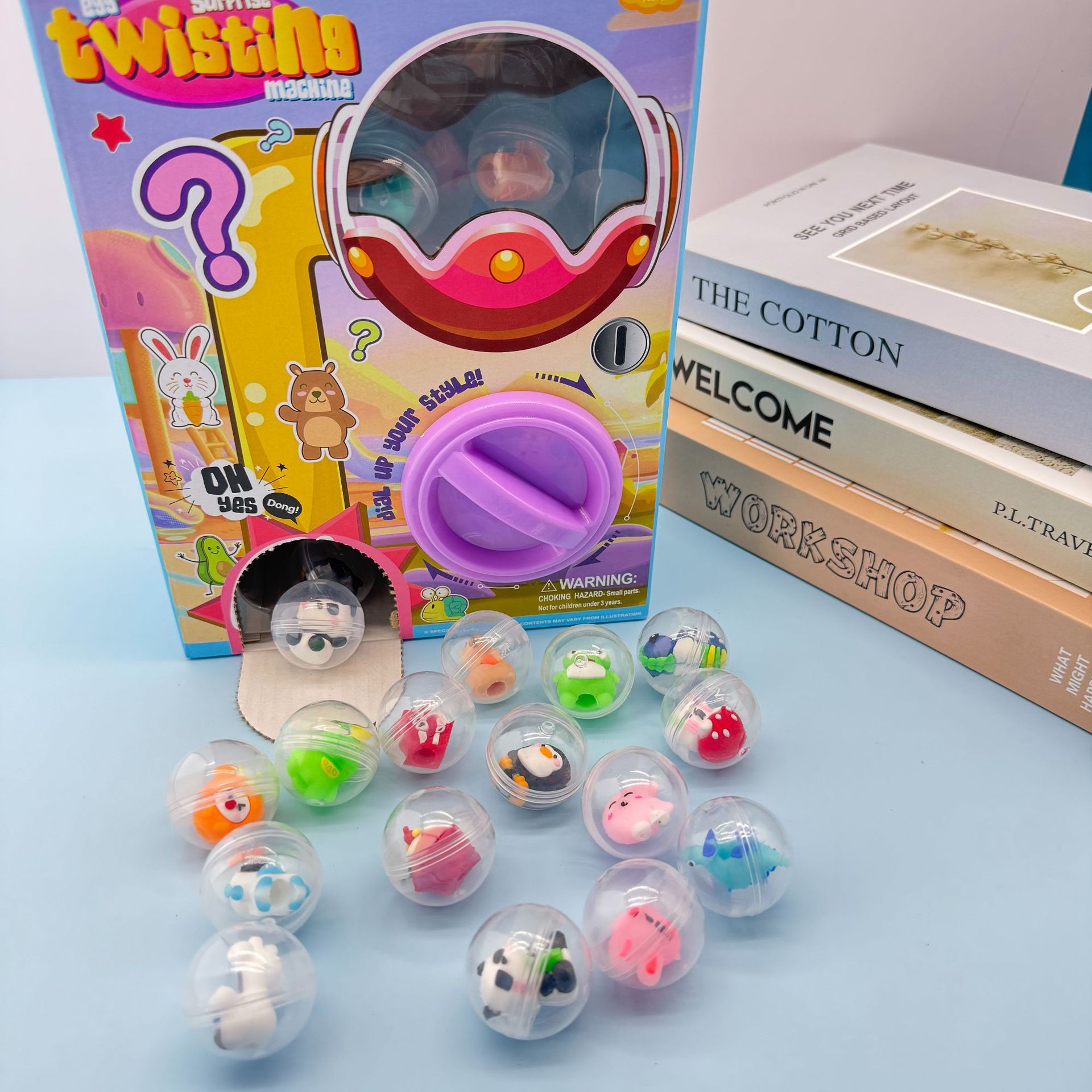 现货供应惊喜扭蛋公仔套装迷你扭蛋机卡通幼儿园儿童创意潮酷扭蛋详情1