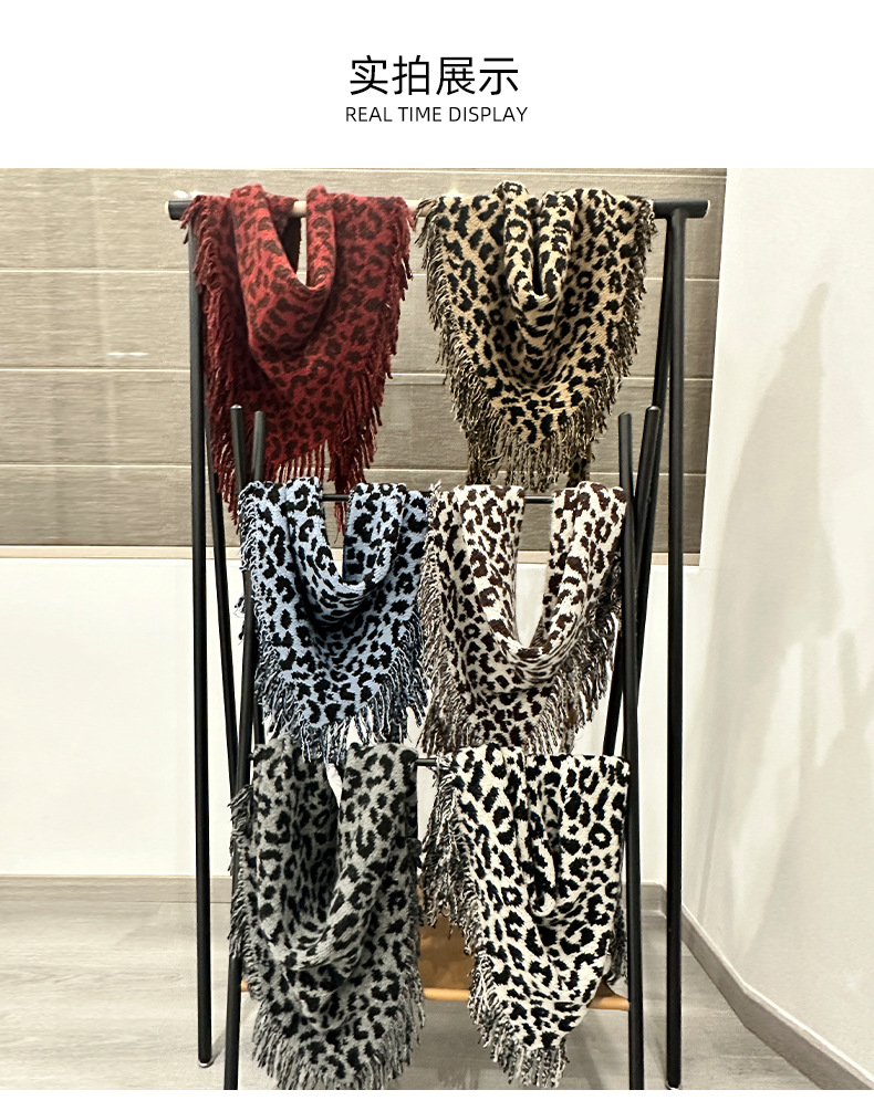A new autumn and winter collection of leopard-print fringed scarves for women, featuring a high-end woolen triangular shawl and a retro and fashionable shawl. Wholesale from street stalls pic 21