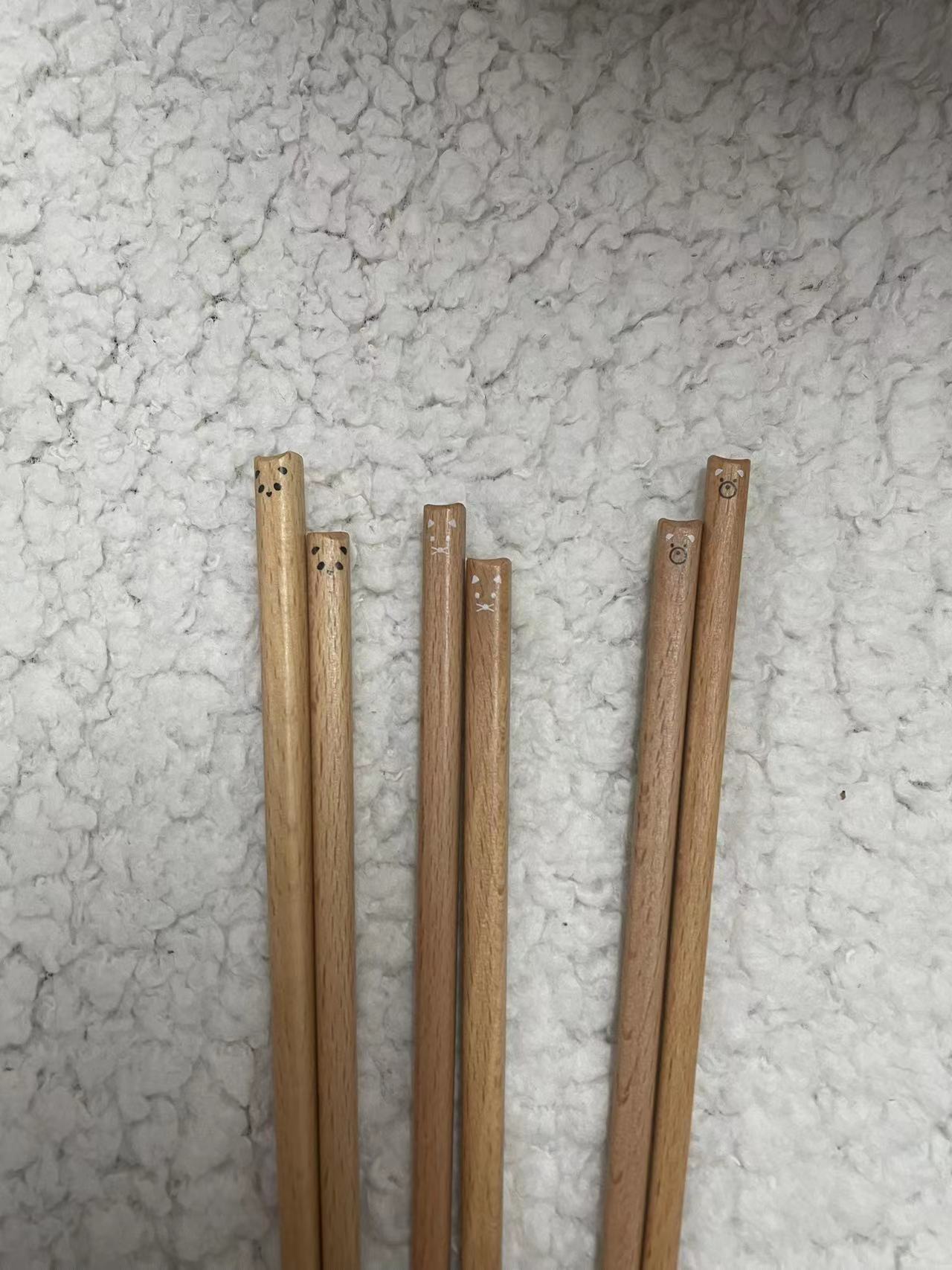 Cute beech wood cartoon craft wooden chopsticks, eco-friendly and natural wooden chopsticks, gift chopsticks pic 3