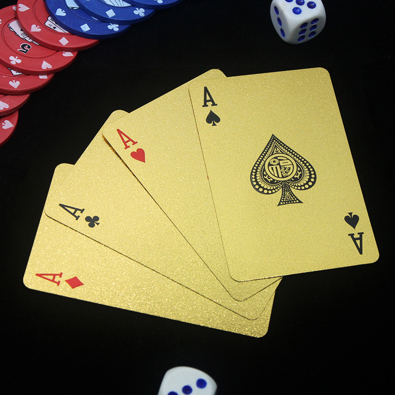 厂家现货新品金箔掼蛋防水耐磨龙行天下百家福休闲娱乐扑克牌详情6