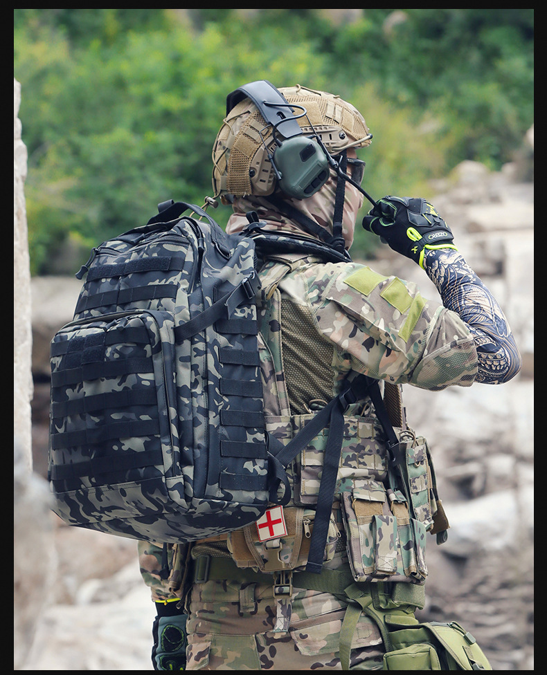 新款迷彩战术背包Aitobu男户外多用途大容量防水登山包详情26