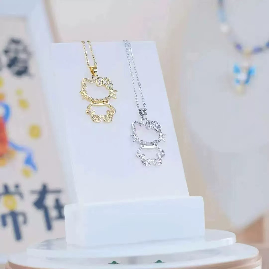 The new design sense pendant is a fashionable and elegant titanium steel necklace. It features a female, Japanese and Korean style, and is a popular online celebrity. The little cat zircon is a niche piece pic 2