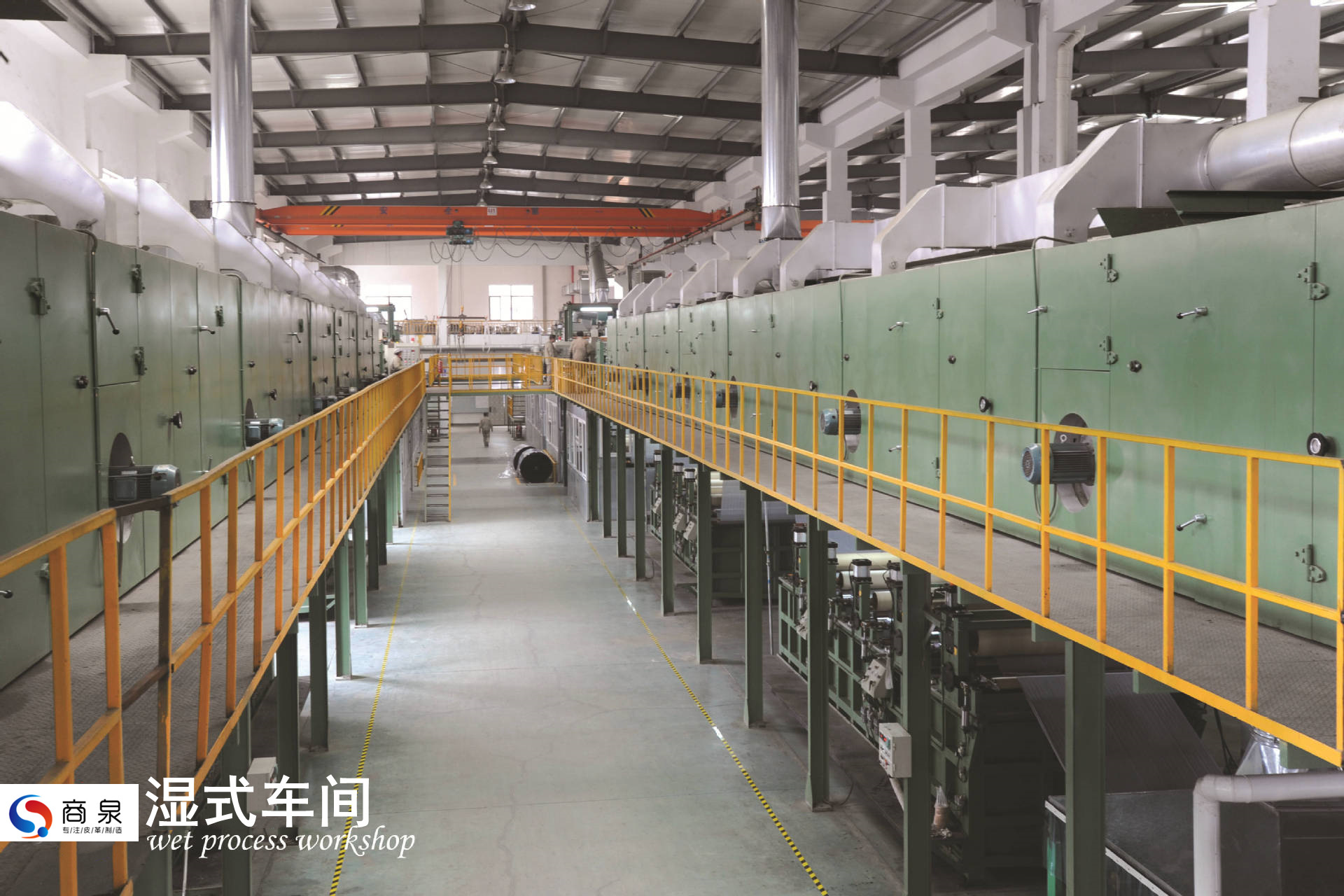 批发肤感柔软垂感pu人造革弹力针织时尚男女服装童装皮革面料详情5