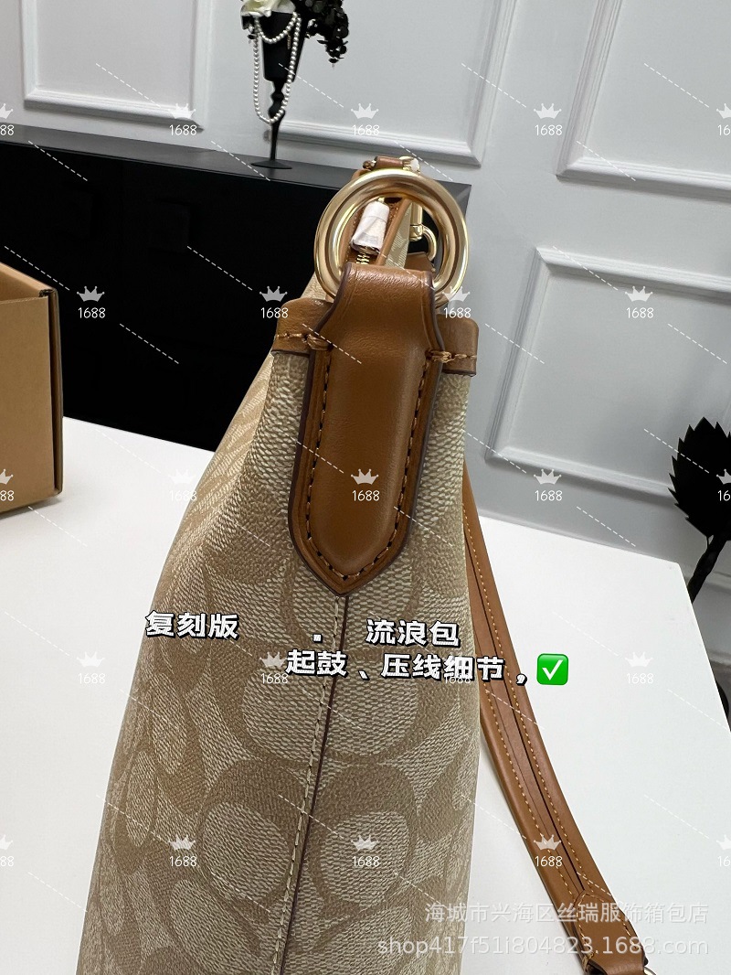 新款流浪包百搭配牛皮对花版字母腋下包斜挎包质感斜挎购物袋详情4