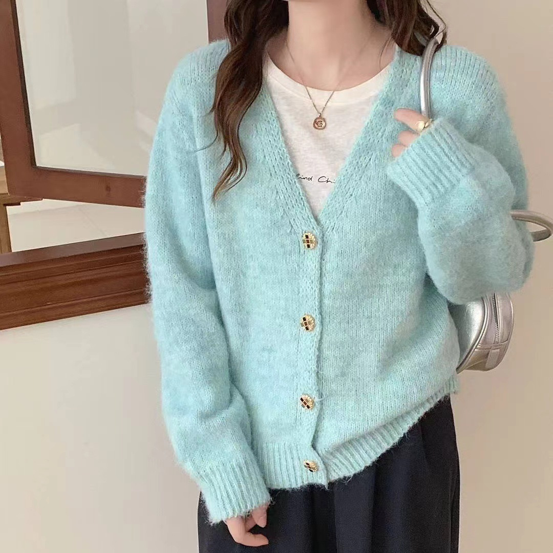 纯色v领秋冬季新款感针织衫软糯上衣宽松慵懒风外套毛衣开衫女详情7