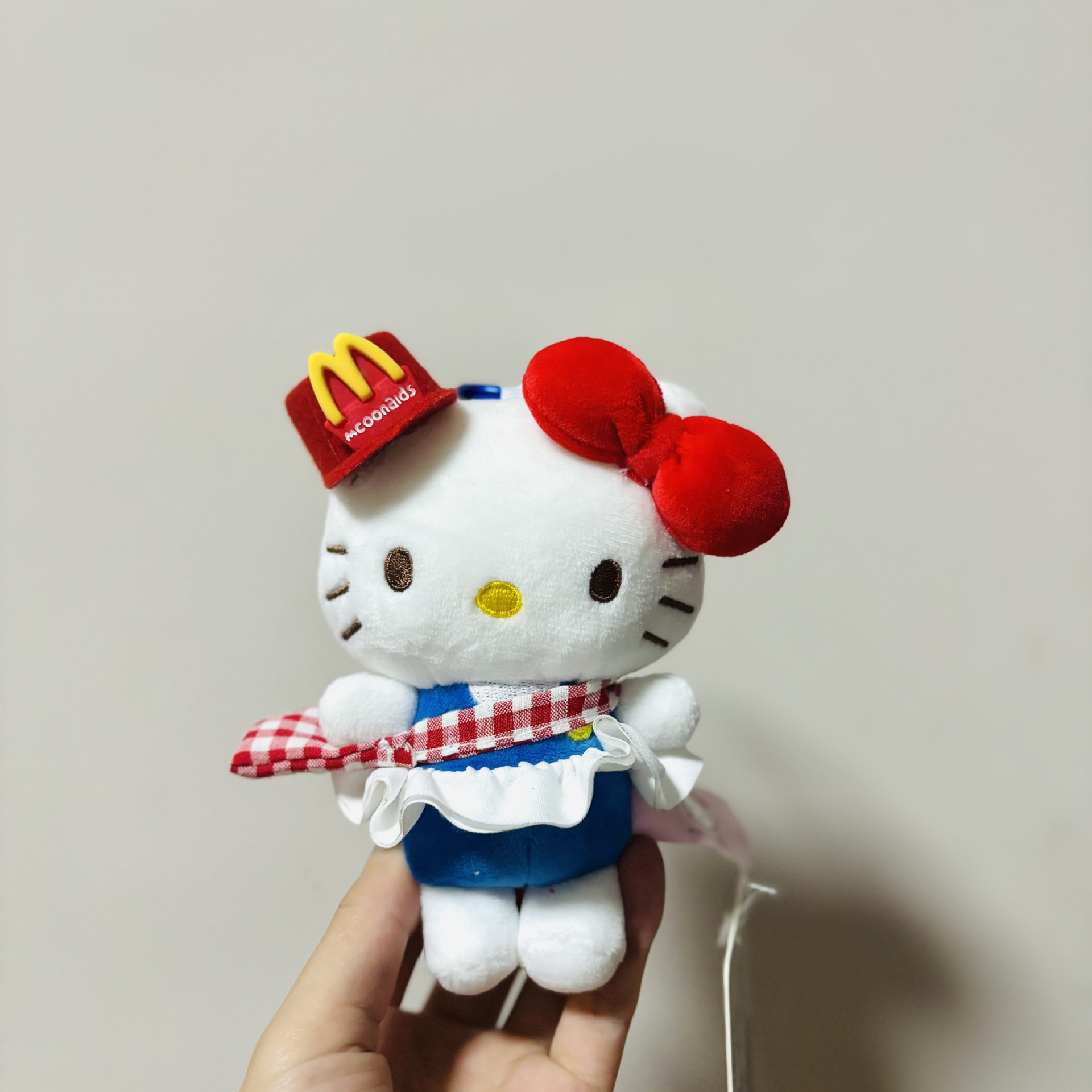 三丽鸥正版hellokitty小挂件公仔包包挂饰毛绒玩偶哈喽kt猫钥匙扣详情1