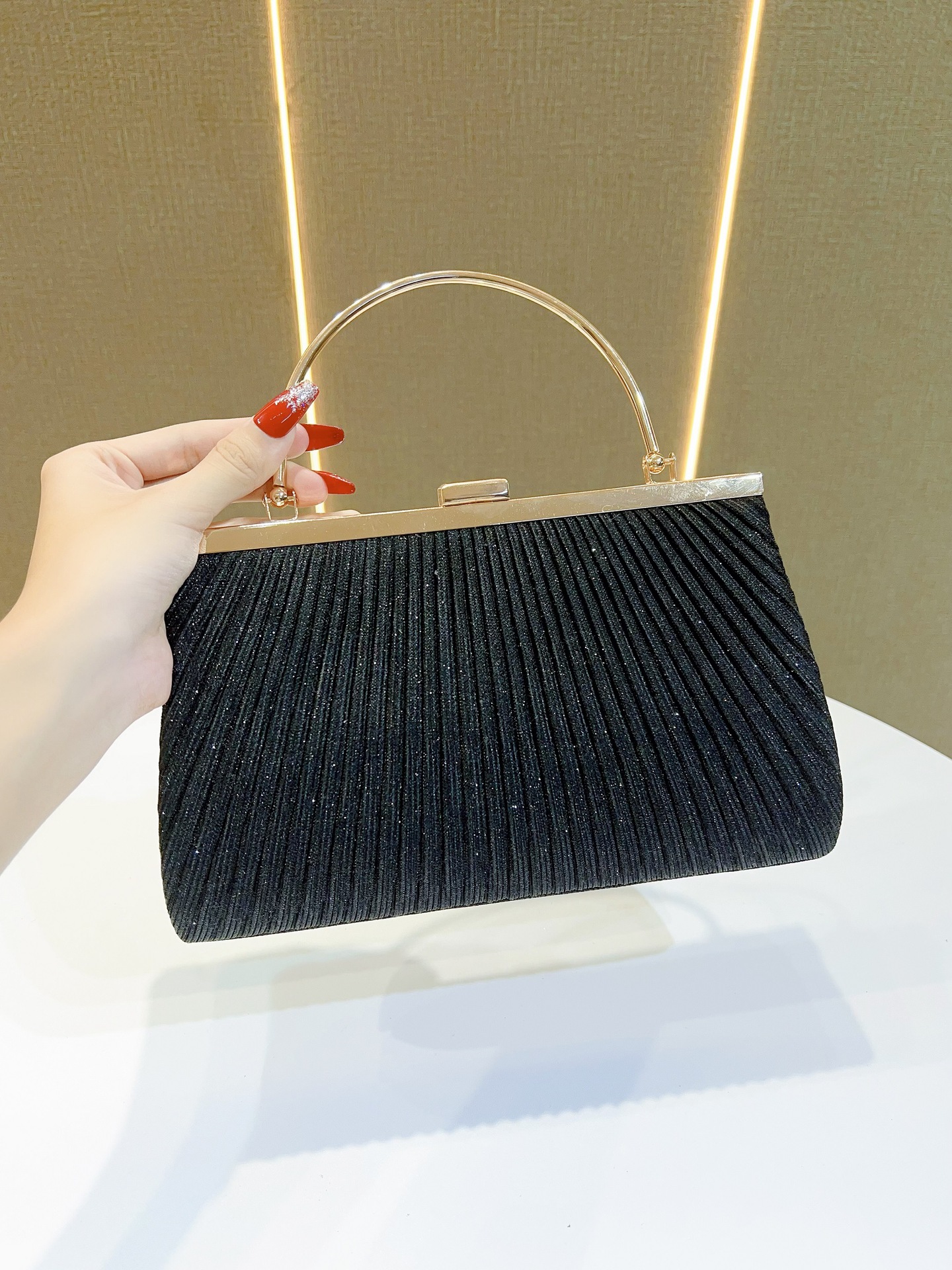 新款闪亮皱褶大容量手提包女公主包斜跨包晚宴包礼服包KTV手袋小详情9