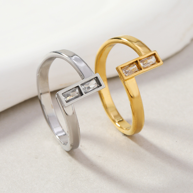 欧美新款不锈钢戒指时尚个性方形锆石镶钻钛钢戒指小众设计饰品厂详情3