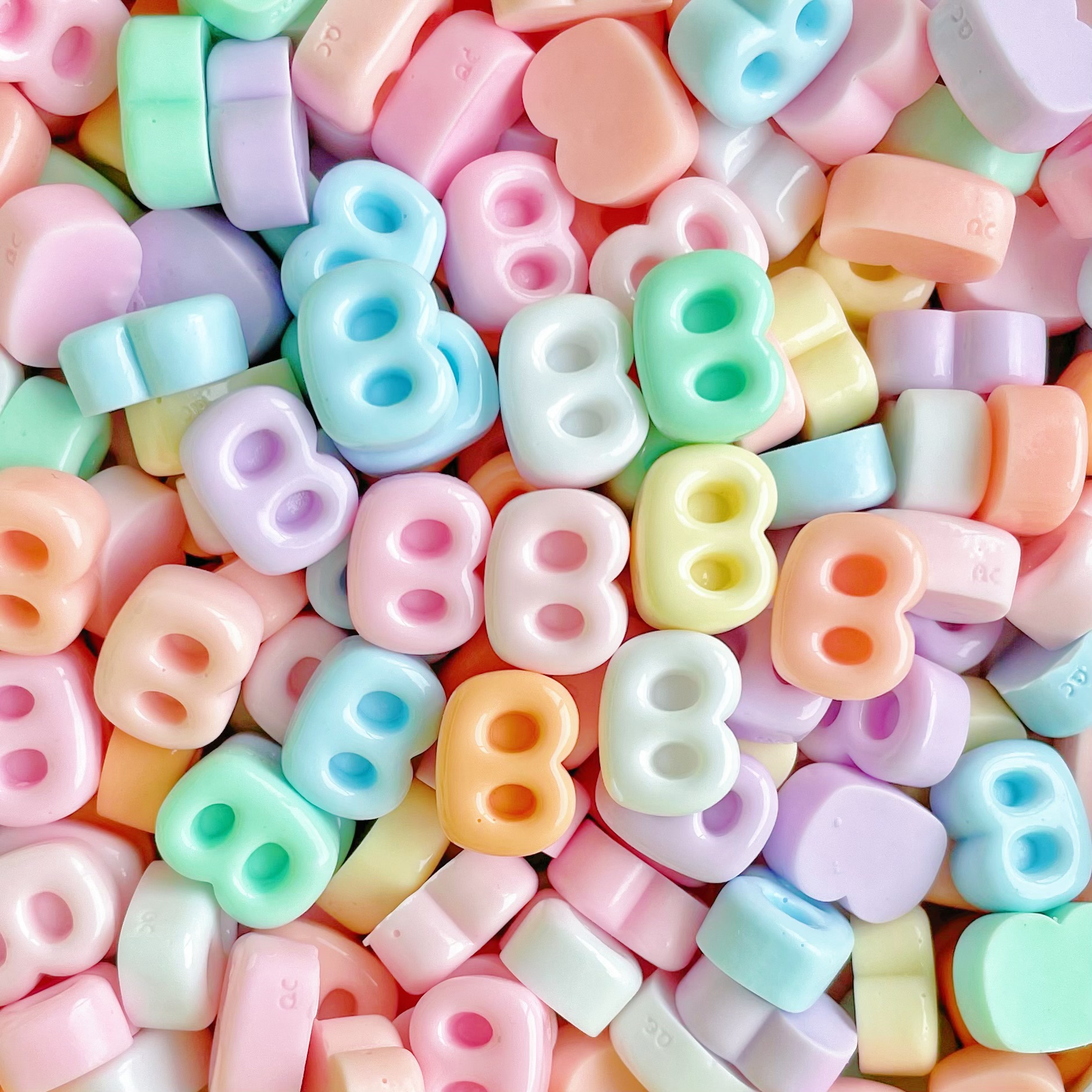 Mini small resin accessories with 26 English letters, letter cream glue hair clips, phone cases and accessory materials pic 6