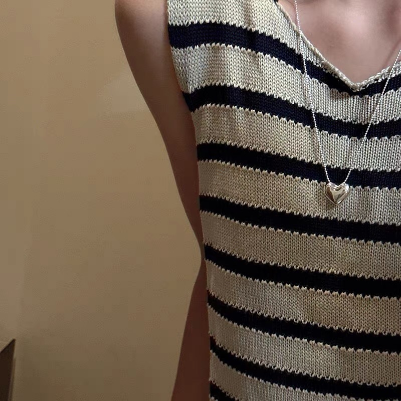 Korean version S925 sterling silver heart-shaped necklace, basic smooth, simple and fashionable sweater chain, high-quality, high-end and design accessory pic 4