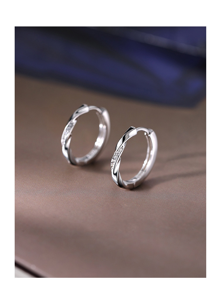 Mobius micro-inset earrings for women, 2024 new style ear buckles, niche design, high-end earrings, simple and light luxury stud earrings pic 3