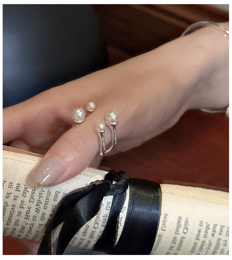 S925 sterling silver Korean version pearl ring with a niche design sense. Wholesale of the InstagS-style ring by a Korean blogger pic 7