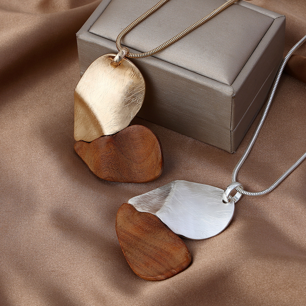 跨境饰品亚马逊爆款流行欧美风几何桃心爱心项链木头女长款毛衣链详情12