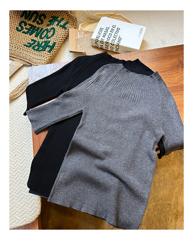 This Korean high-end, super good-looking off-the-shoulder, mid-sleeved knitted sweater is a new slimming top for women in Spring/Summer 2025 pic 13