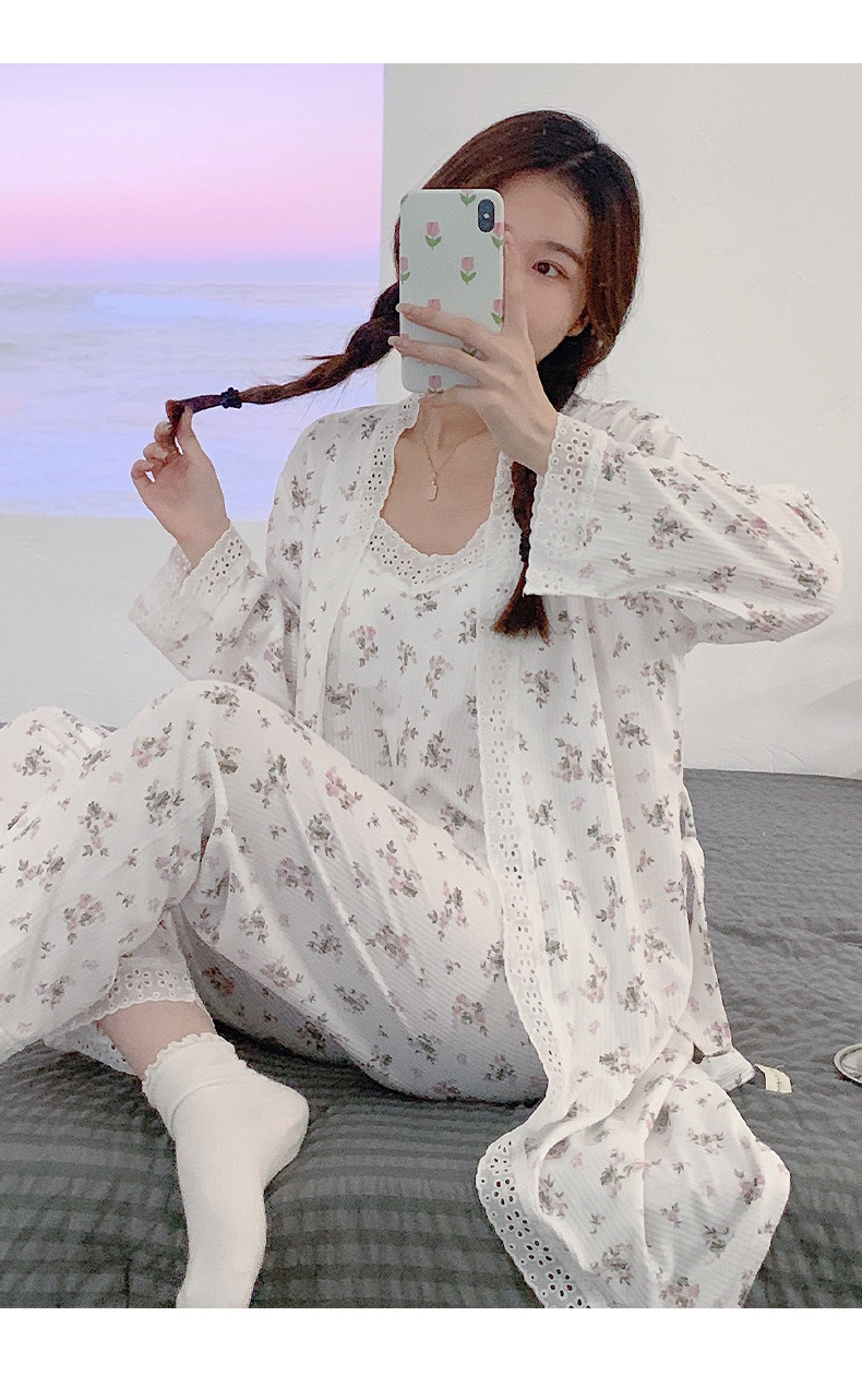 New spring and autumn pajamas for women with breast pads, sexy halter tops, long-sleeved shirts and long pants, three-piece set, lace floral home wear pic 11