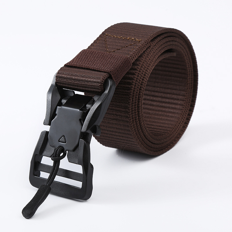 男士塑料磁铁对扣战术休闲帆布腰带男士腰带插扣军训运动裤带批发详情2
