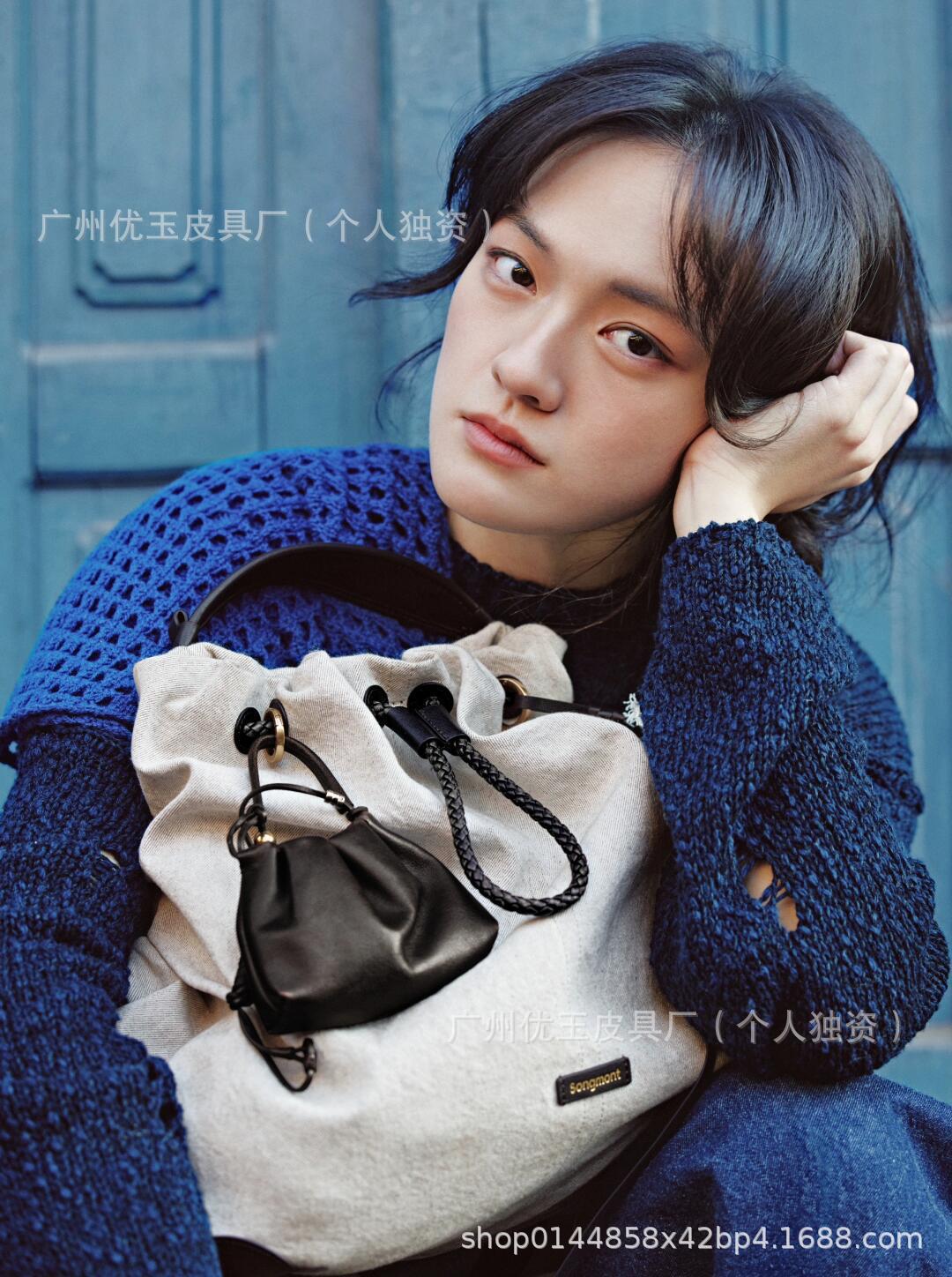 【文淇同款】Songmont山下有松百纳系列双肩包女大容量通勤电脑包详情15