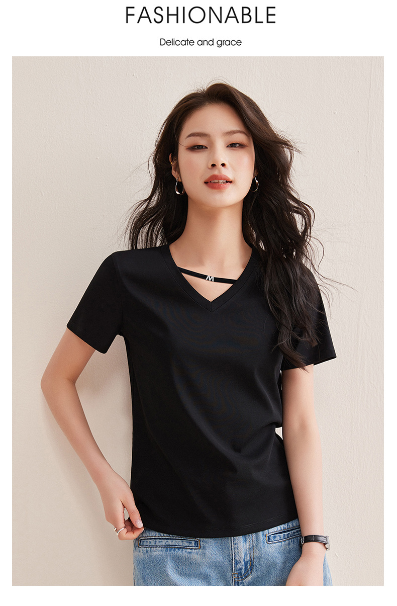 Black V-neck short-sleeved T-shirt for women, a new summer style that is slimming and form-fitting, with a cinched waist and straight shoulders. It is a cropped top pic 17