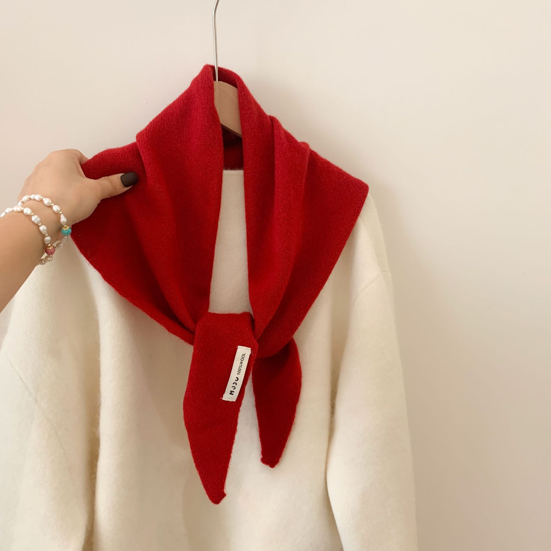 羊毛针织三角巾披肩女秋冬款保暖头巾多功能保暖百搭小围巾女详情12