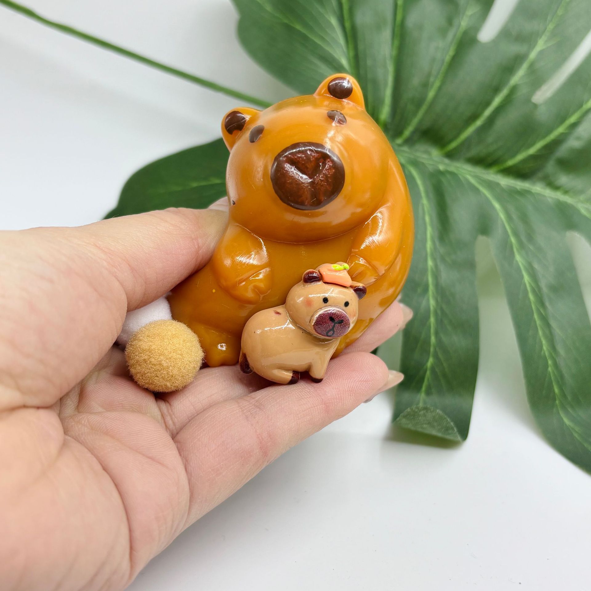 The new Kapibala Kneading Fun Healing soft rubber TPR slow Rebound feel stress-relieving toy is in stock pic 7